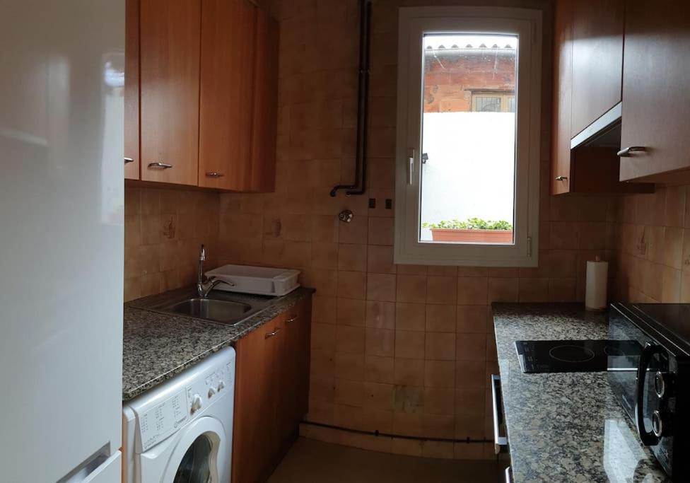 Casa Ramona Apartamento De Pueblo Con Patio En El Centro De Sant Joan Sant Joan de les Abadesses Εξωτερικό φωτογραφία
